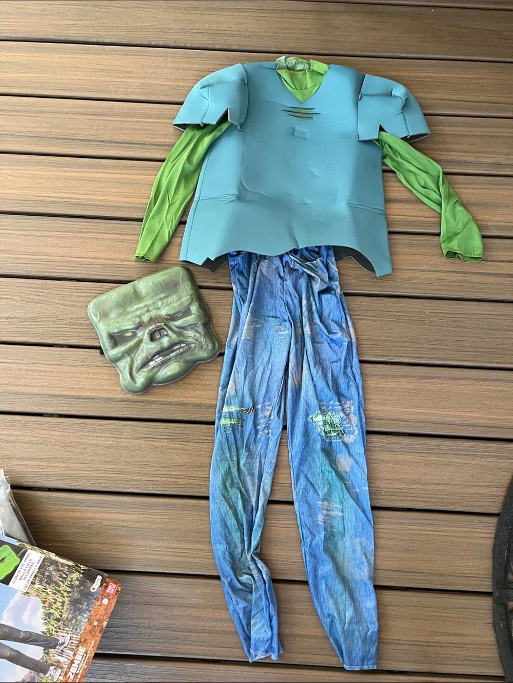 Minecraft Movie Zombie Costume - Green size 10-12